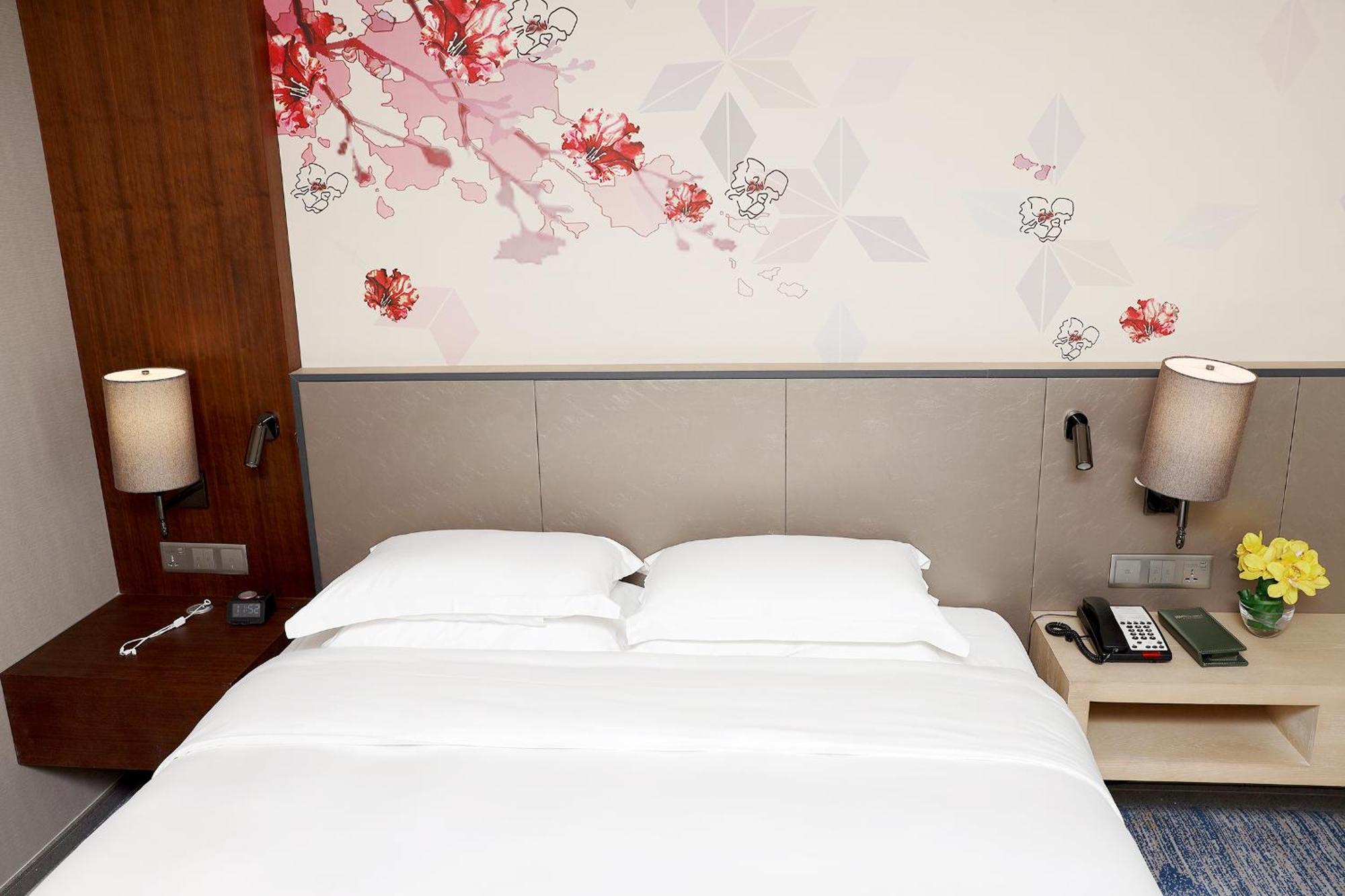 Hilton Garden Inn Zhongshan Guzhen Zhongshan (Guangdong) Exterior foto